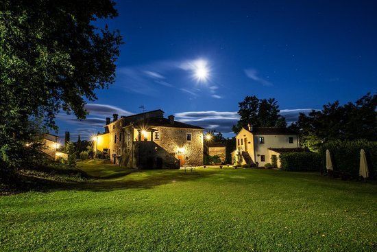 Nights like these are why you come to Italy. Peace, beauty, and the glow of something timeless.