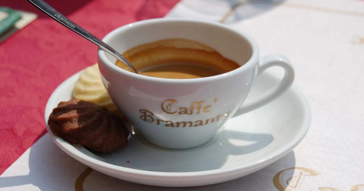 A Caffè, or short black, is often served in Italy with some yummy biscuits or a small chocolate!