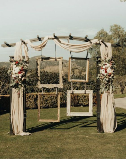 DIY Rustic Charm Photo Booth
