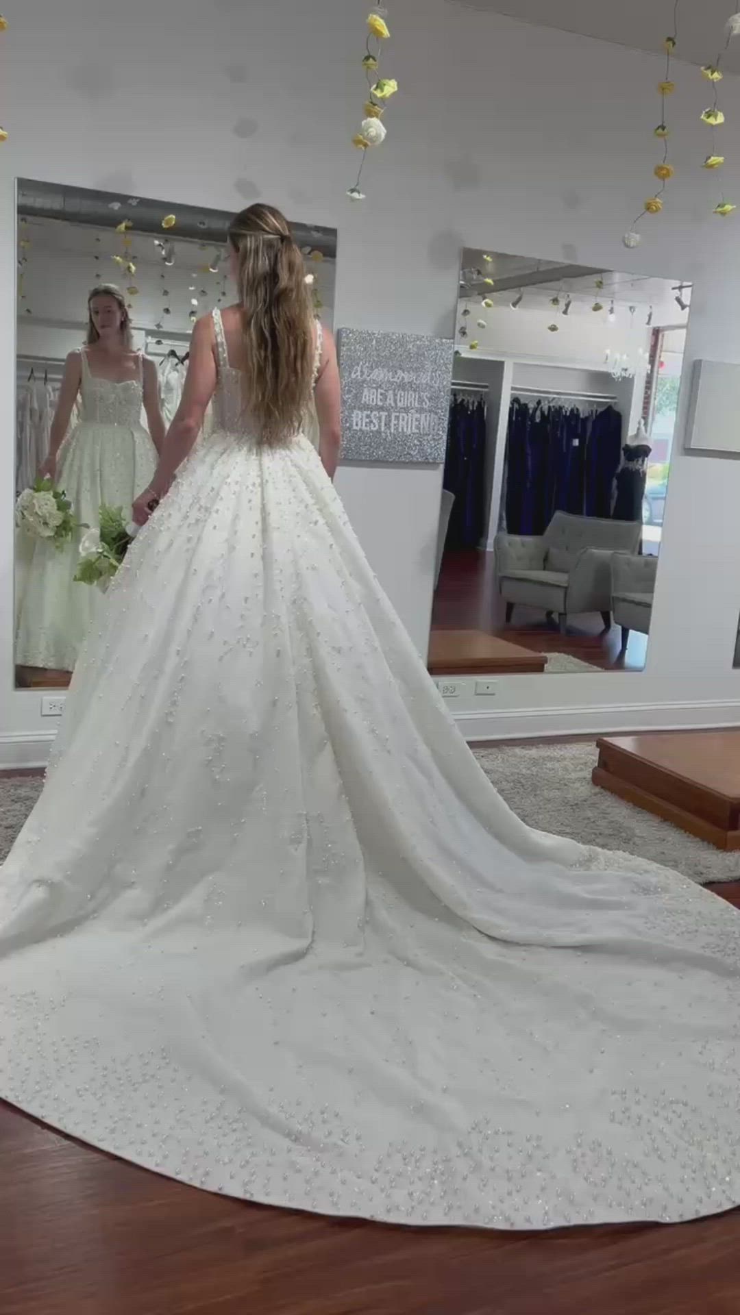 Wedding Dress Alterations Experts | Fifi's Chicago Wedding Dress Alterations Experts | Fifi's Chicago