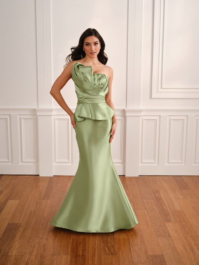 Fifi's Private Collection – Style UM209: Asymmetrical Sculpted Peplum Satin Trumpet Gown