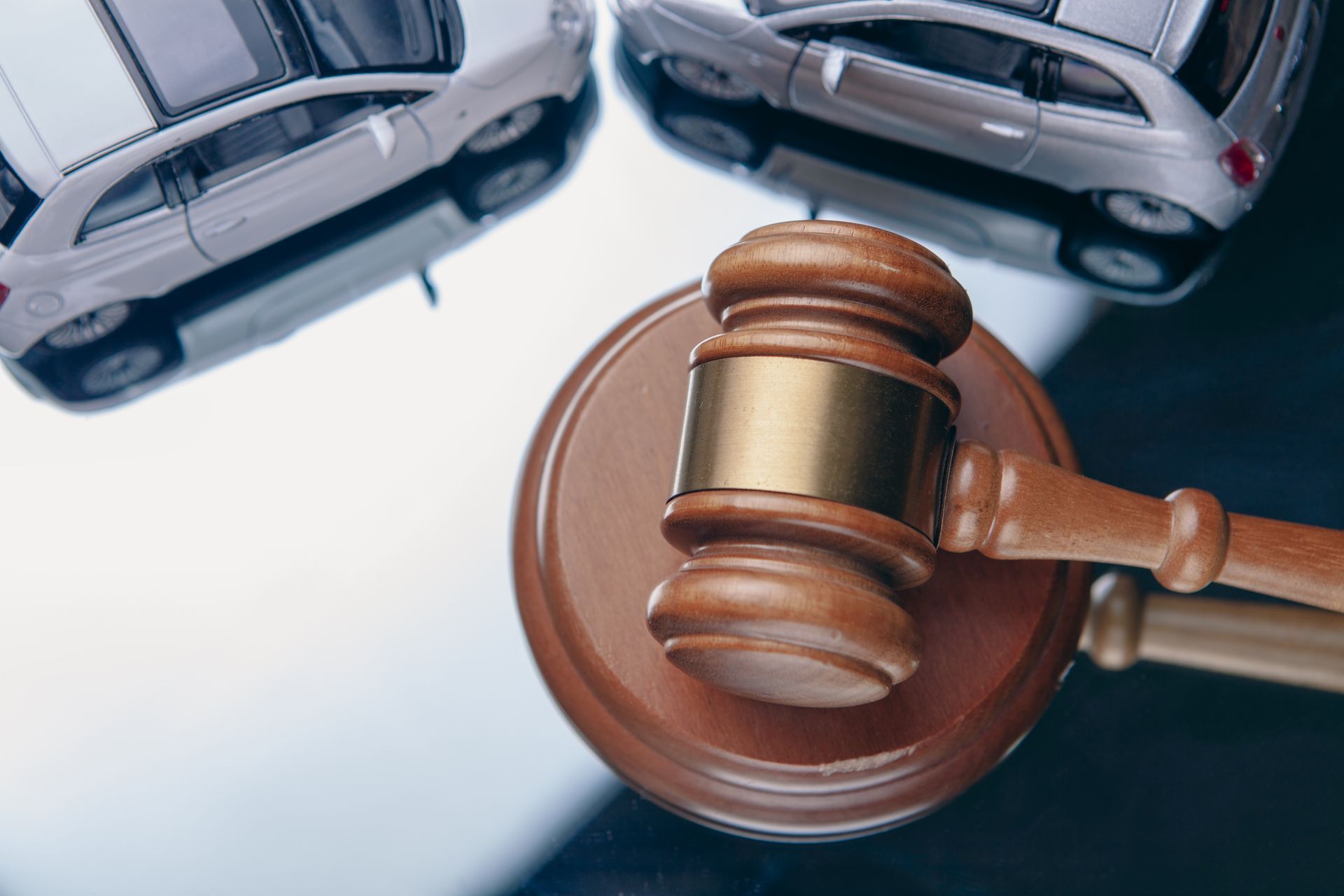 Auto accident settlement lawyer in Casa Grande, AZ reviewing a client's crash claim documents