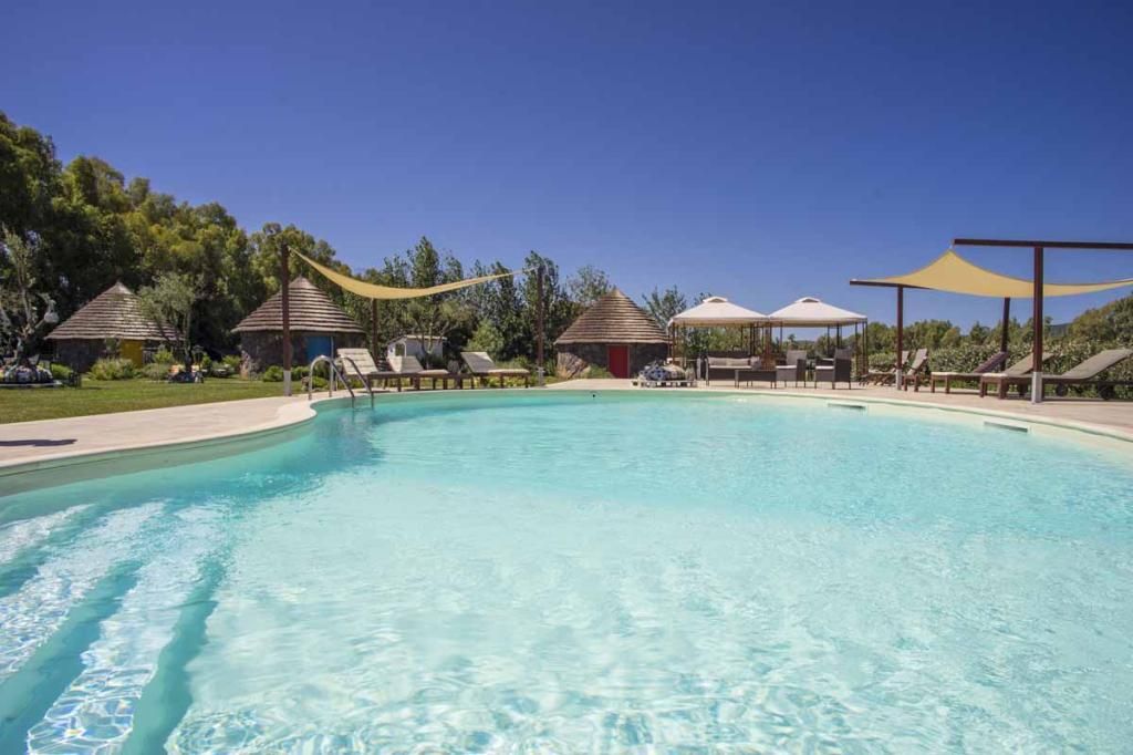 Romantic Holidays at Is Cheas