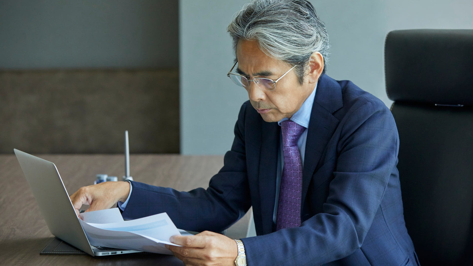 Settlement agreement solicitor for employees