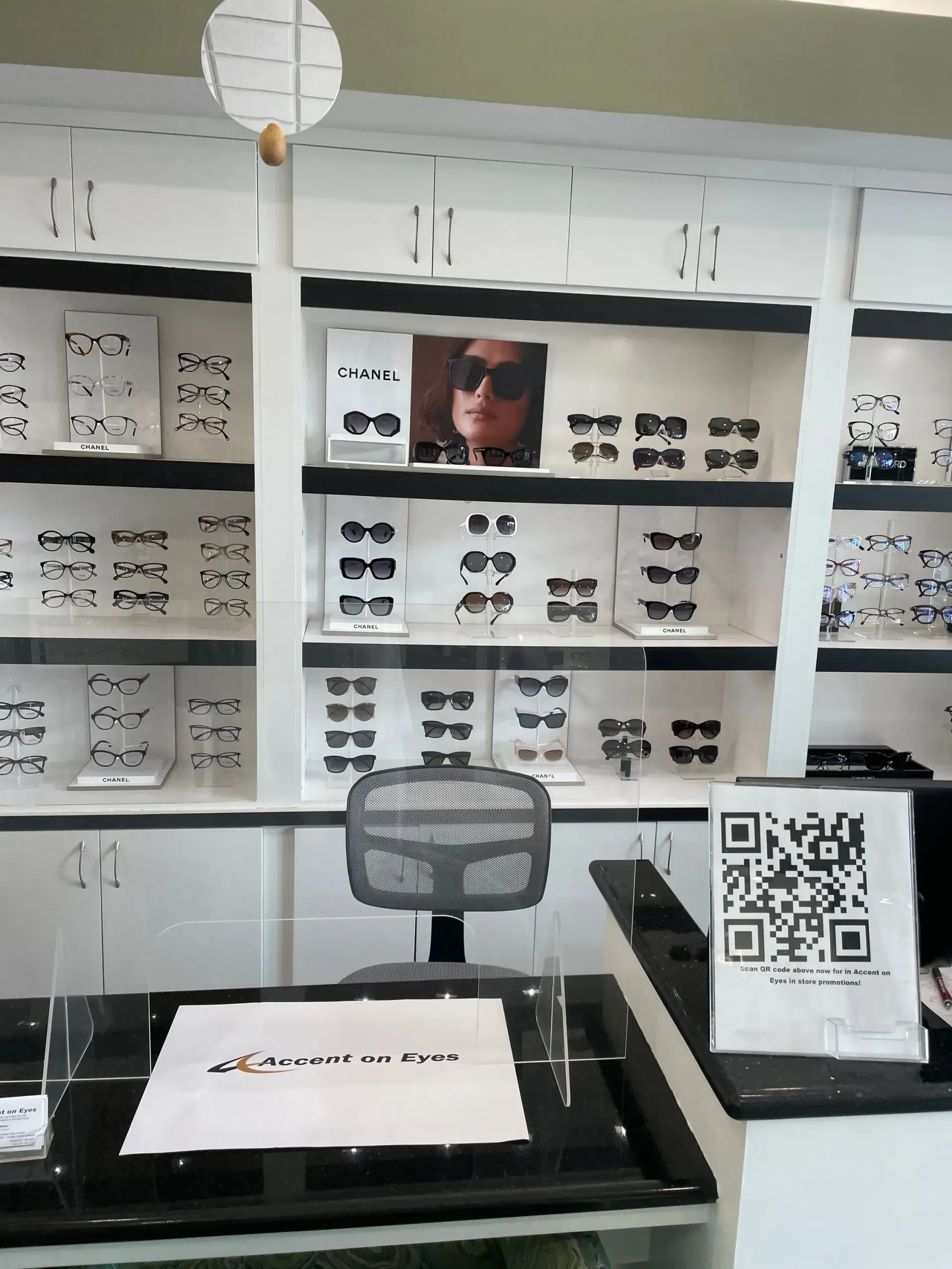 There is a qr code on the counter in the optical shop.