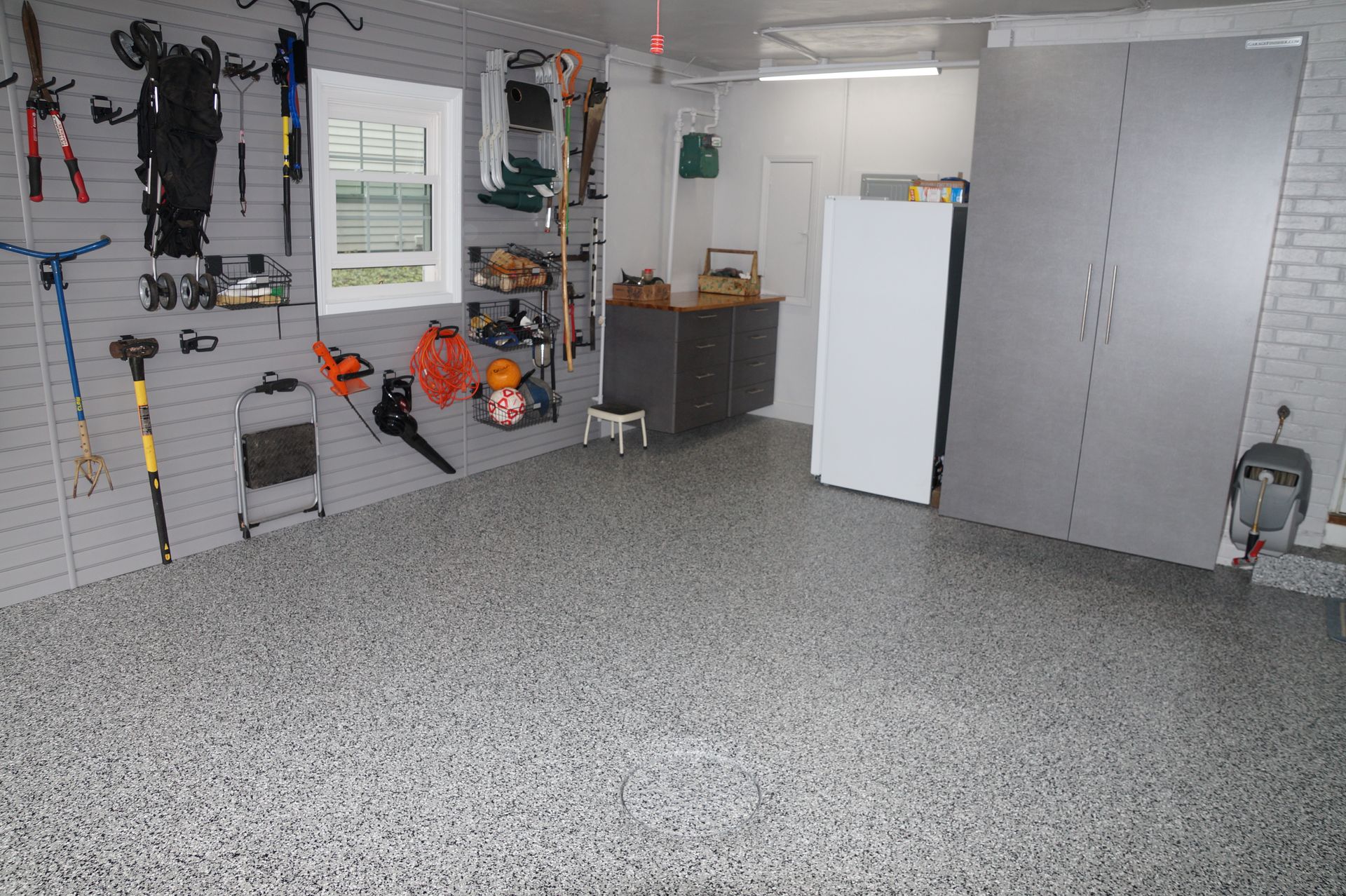 polyaspartic floor coating