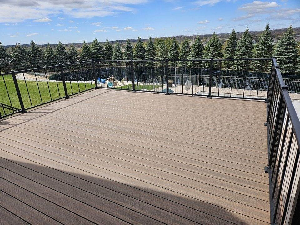 commercial deck builders