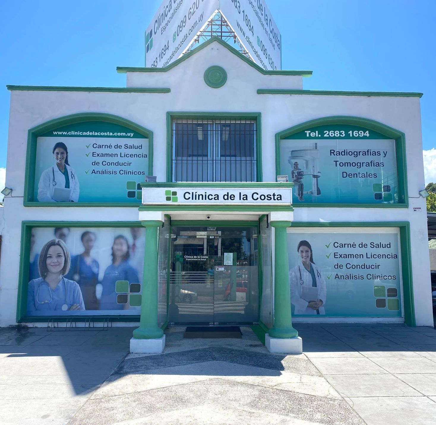 Clínica de la Costa 