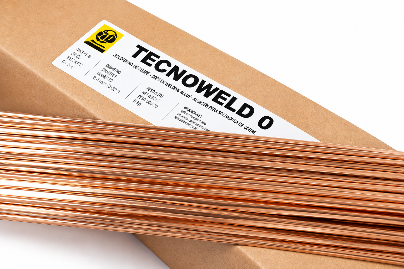 Carrete de alambre de cobre con una etiqueta de TECNOWELD sobre un fondo beige