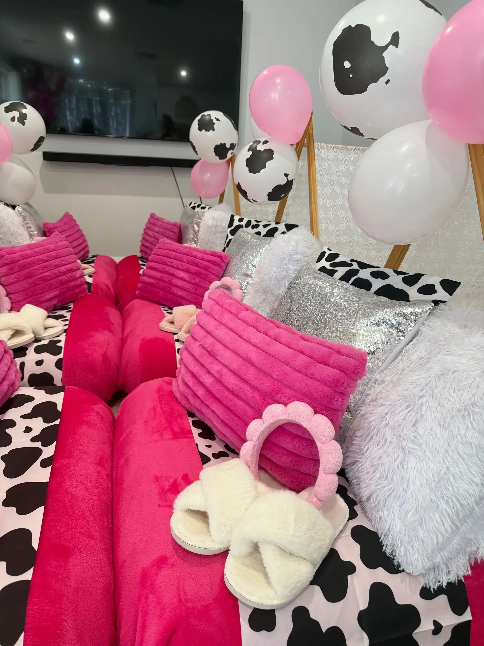 Pink and White Balloon-themed Sofa — Sweet Parties & Braids in Tatton, NSW