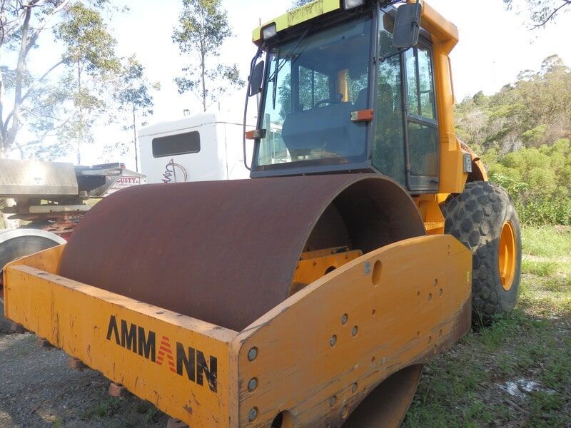 Yellow Smooth Drum Roller — Elmac Plant Hire In Taree
