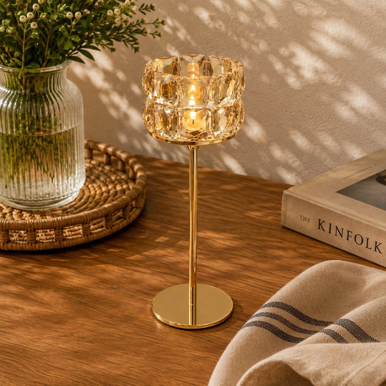 CANDELABRO DE METAL DORADO GRANDE