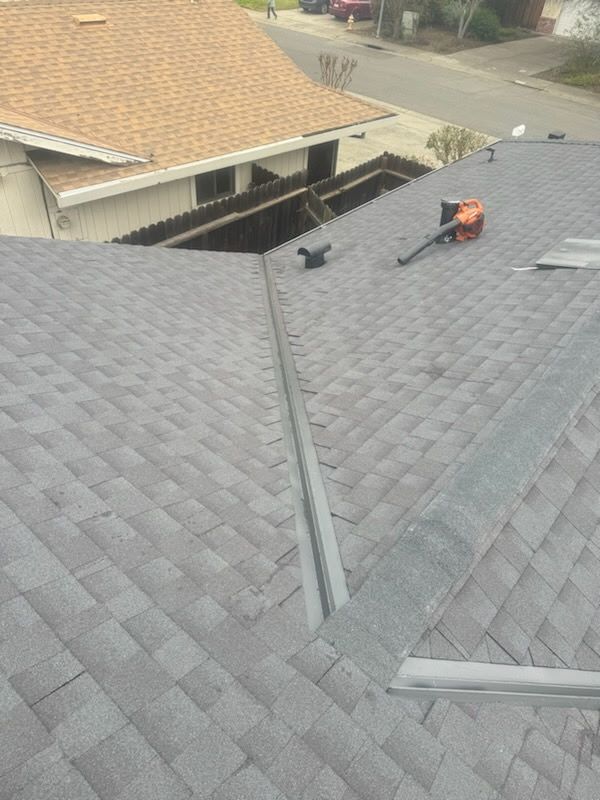Roof Shingle Removal and Installation in Carmichael, CA