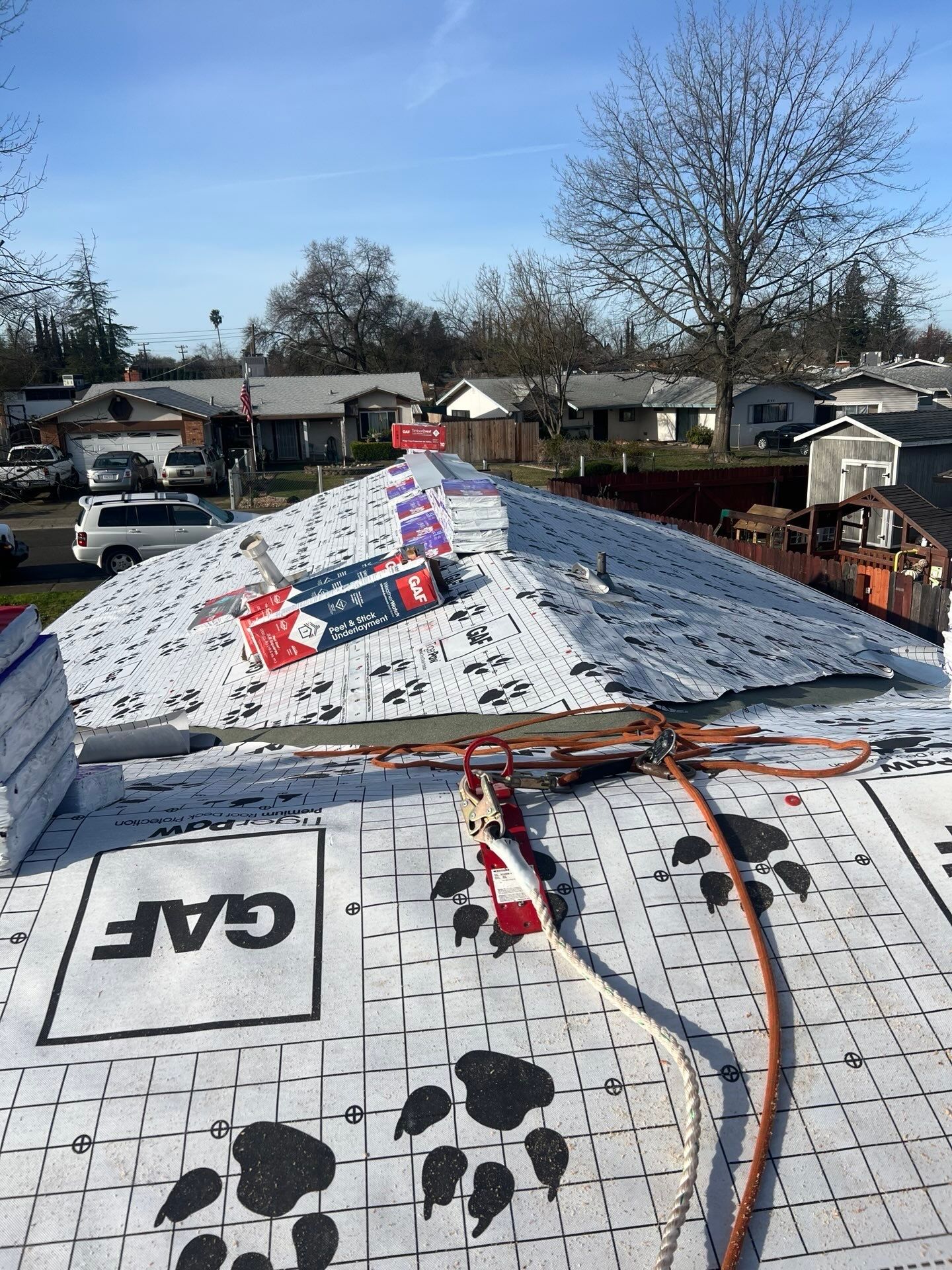 Roof Shingle Removal and Installation in Citrus Heights