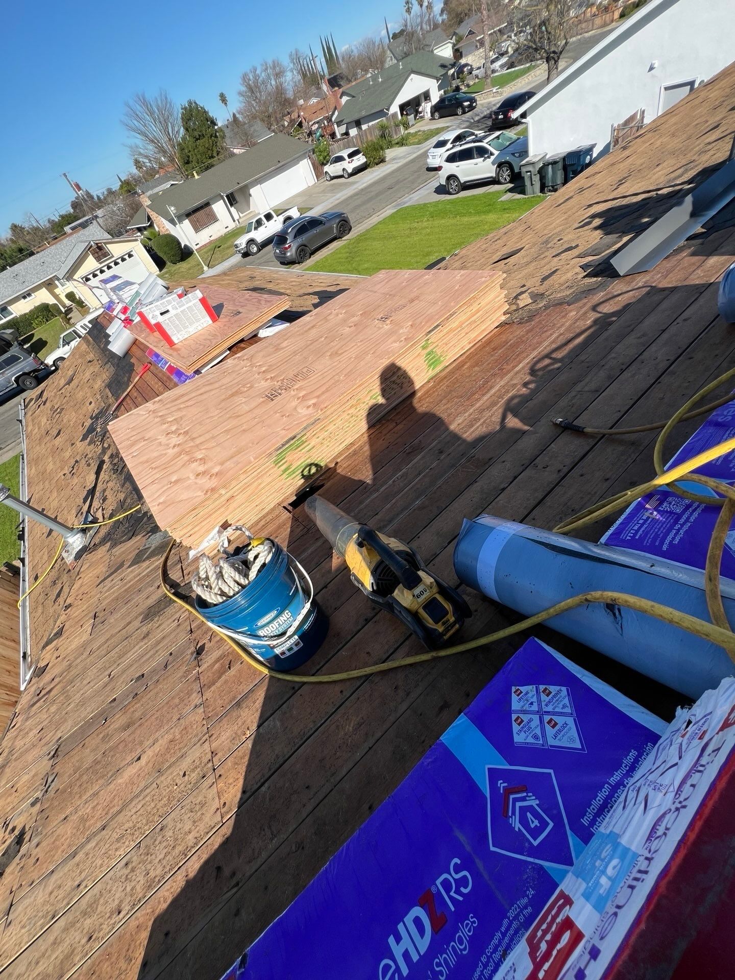 Residential Roof Asphalt Shingle Installation and Dry Rot Repair in Sacramento, CA