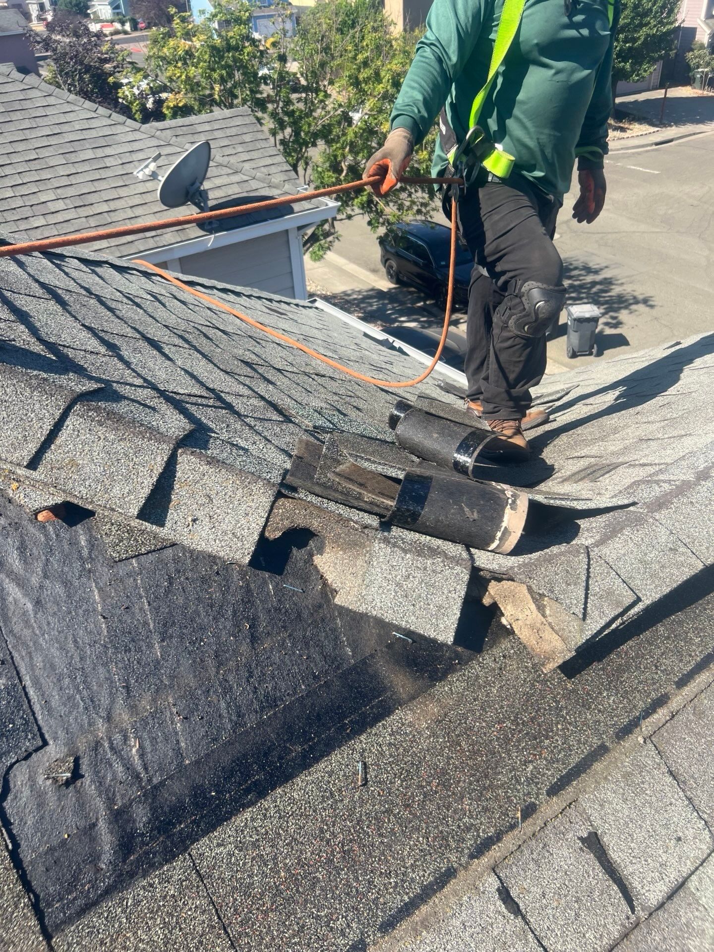 Complete Roof Replacement & Tear-Off in Suisun City, CA
