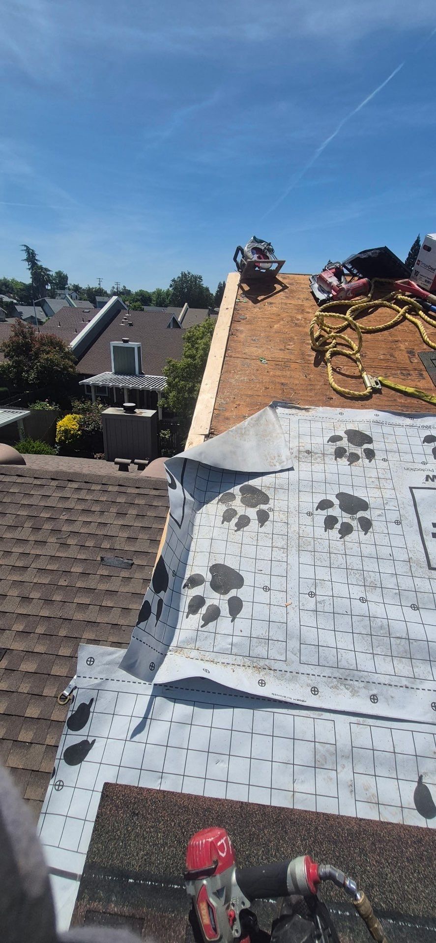 Complete Asphalt Roof Shingle Installation in Roseville, CA