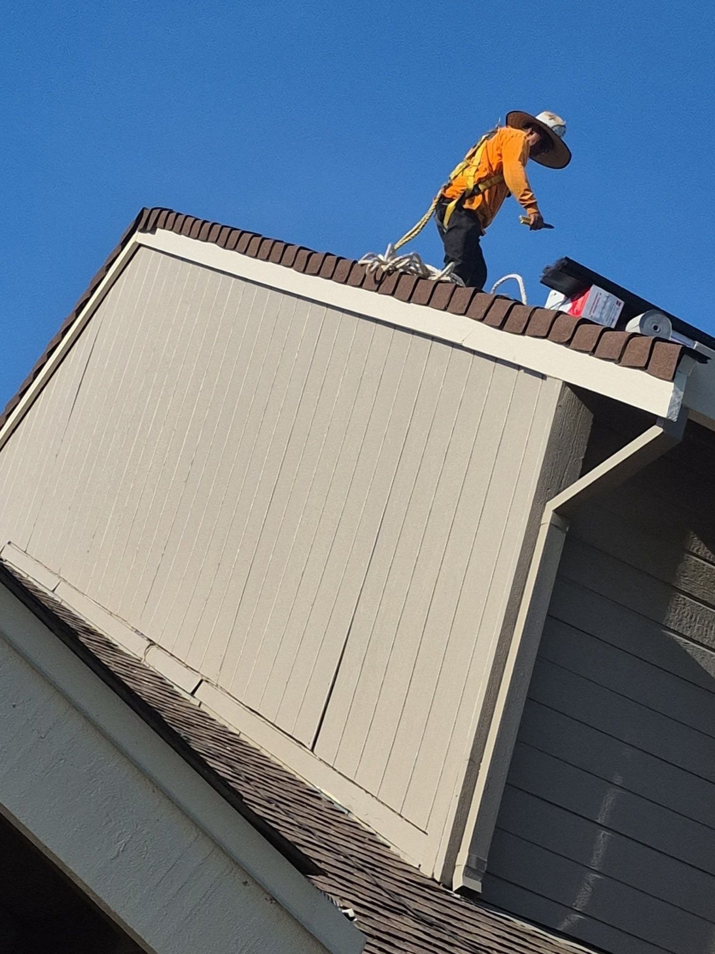 Complete Asphalt Roof Shingle Installation in Roseville, CA