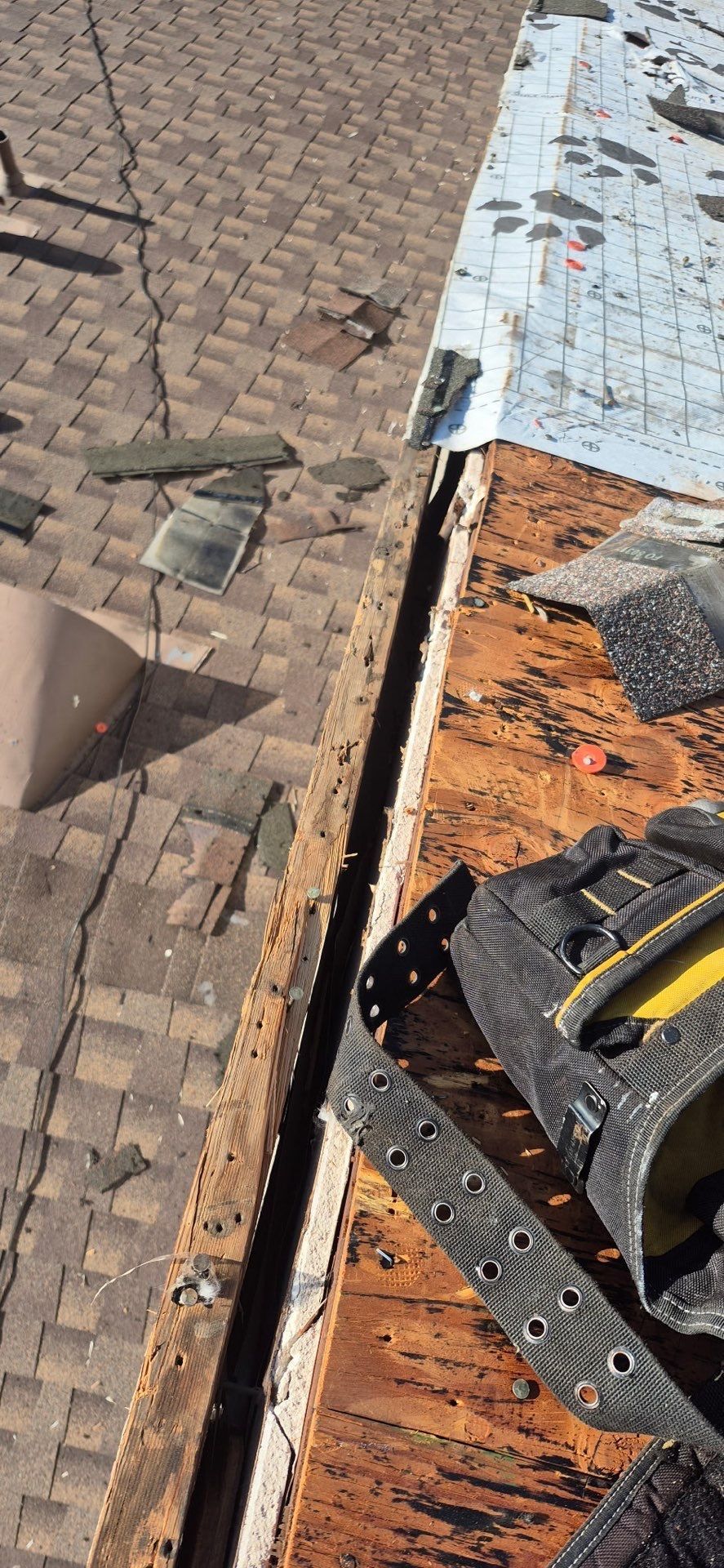 Complete Asphalt Roof Shingle Installation in Roseville, CA