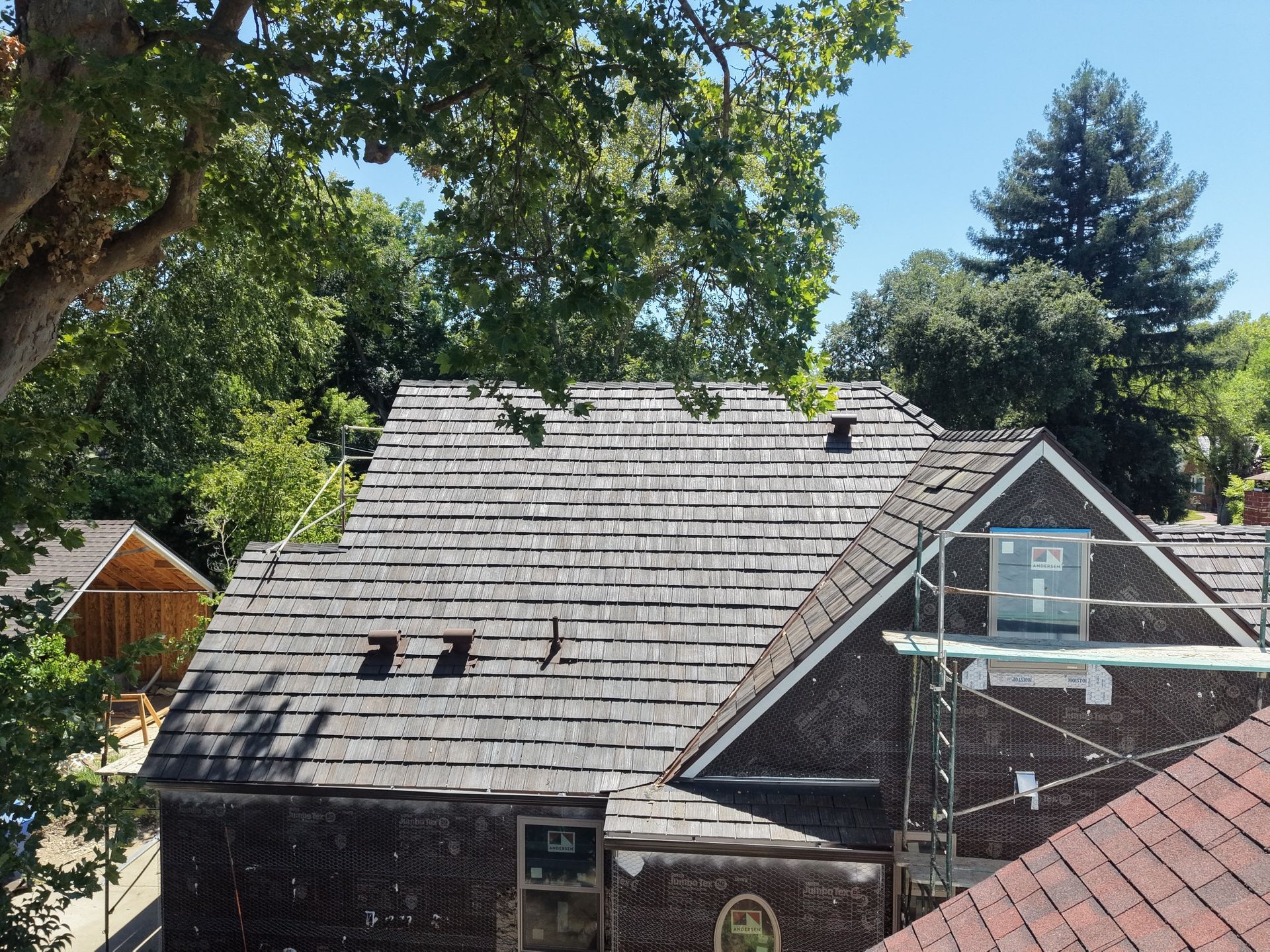 The Challenge: Achieving the Beauty of Cedar Without the Maintenance
