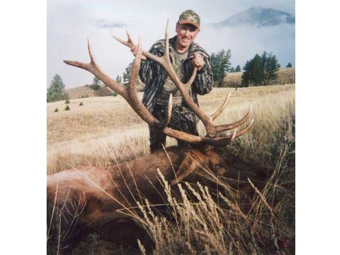 Elk Hunts Gallery Image