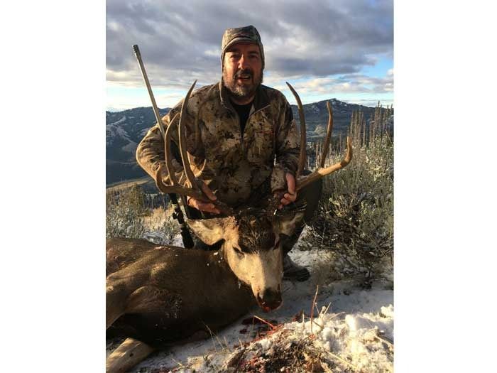 Elk Hunts Gallery Image
