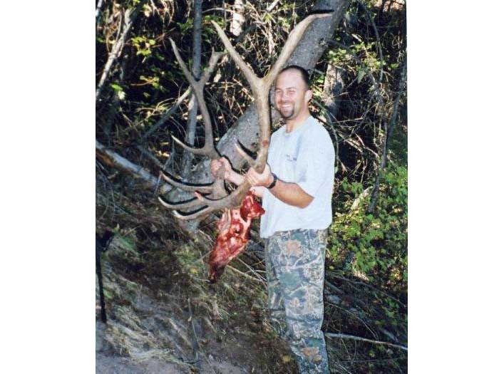 Elk Hunts Gallery Image