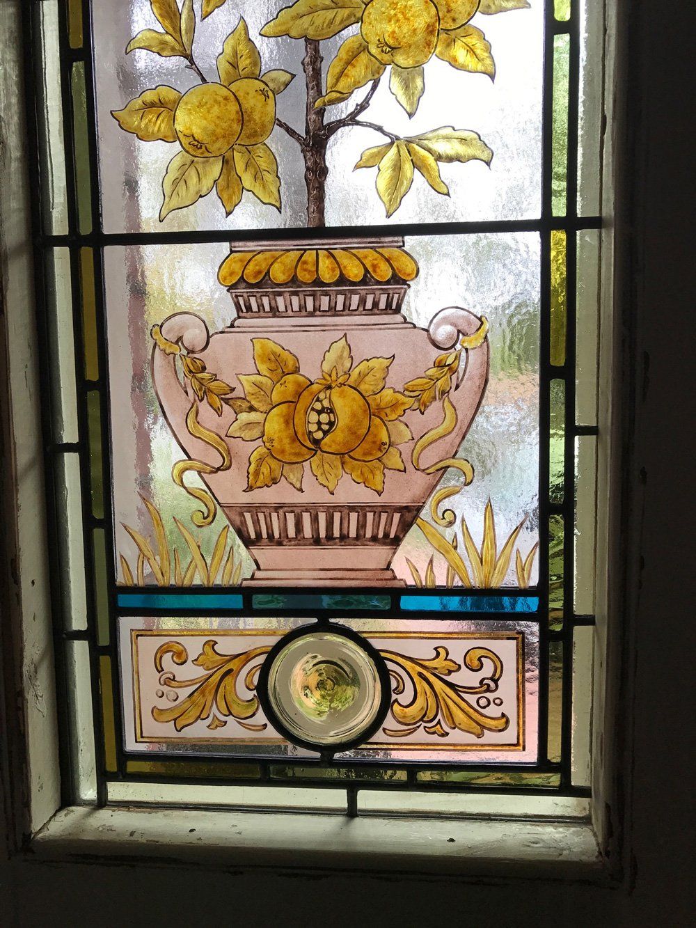 Vase Design Leadlights — Hughesdale, VIC — Armadale Stained Glass