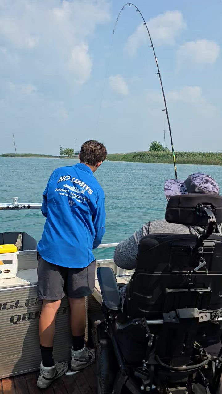 shimano 4000 stradic ci4+ spinning reel ST4000XGFM FM contains-sea-bass 140 yards of 8# Reel Size:5000 How to Fish in