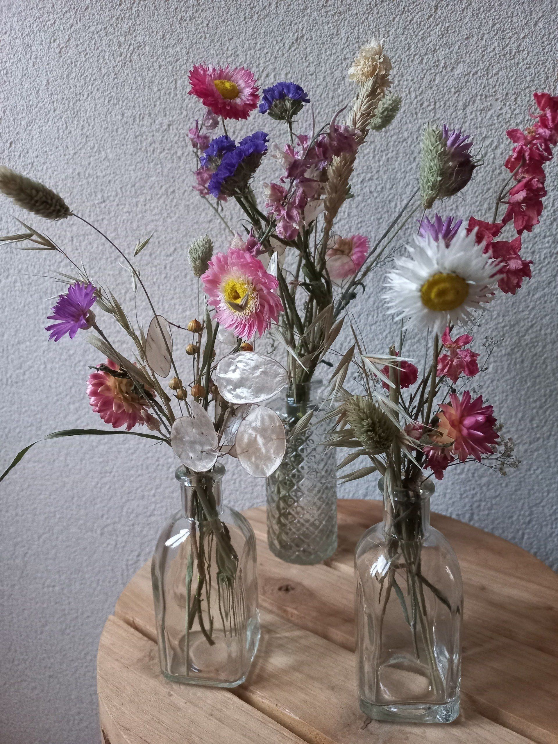 Droogbloemen kleine vaasjes