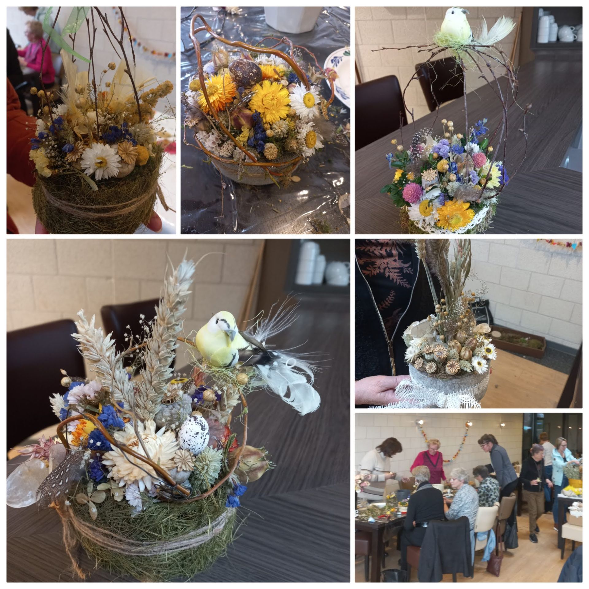Collage van bloemstukken met deelnemers aan een workshop.