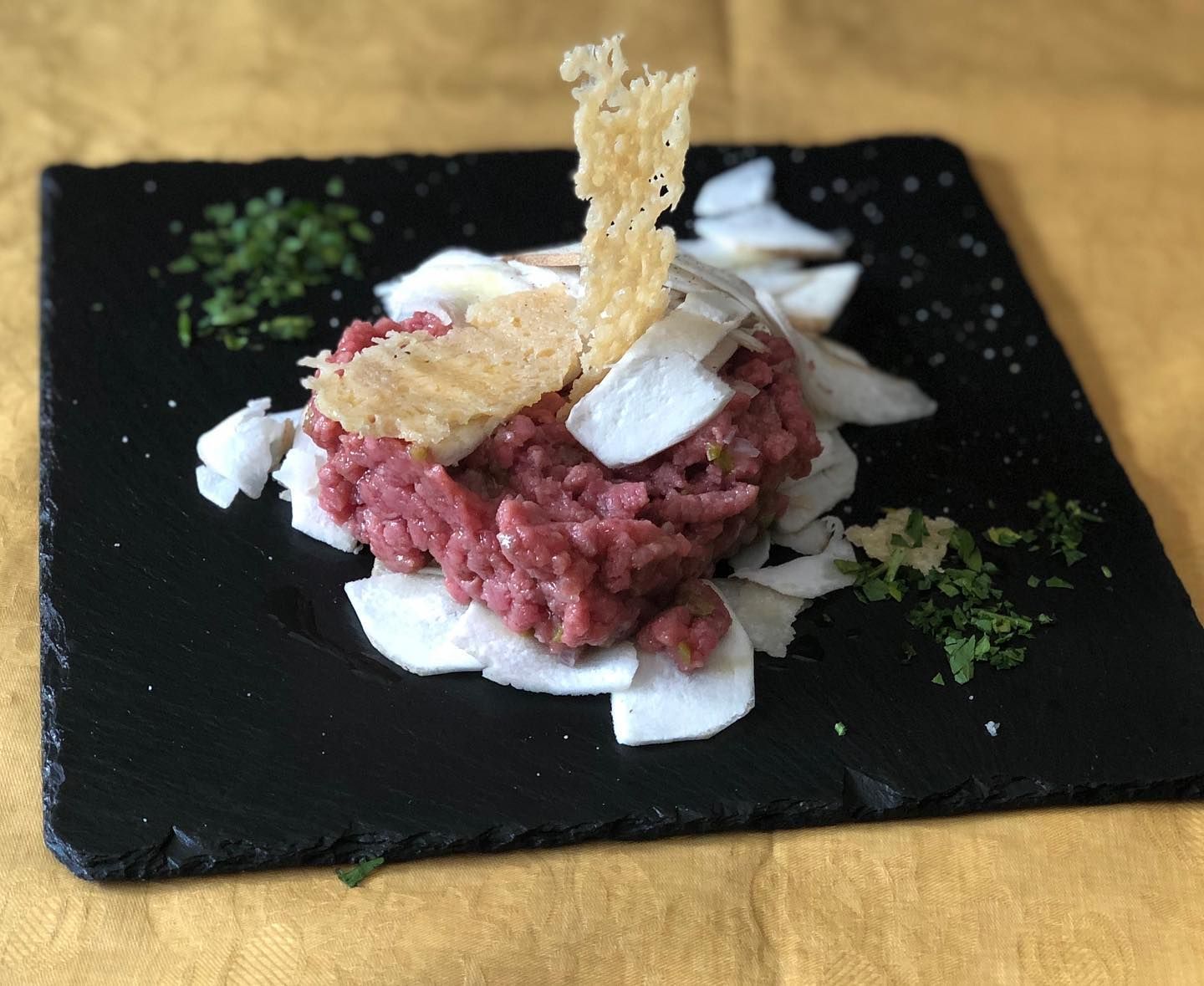 tartare di carne di cervo