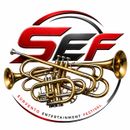 SEF-logo met Franse hoorn en koperinstrumenten, rode en zwarte tekst, Surveto Entertainment Festival