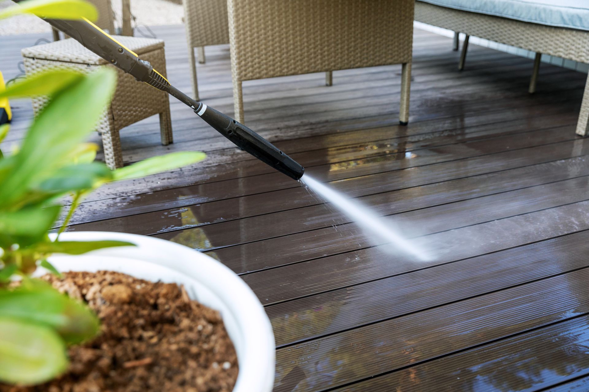 Cleaning Wooden Terrace — Jesup, GA — O'Neal Premier Services