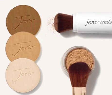 The Skinutrition Clinic with a range of clean mineral makeup