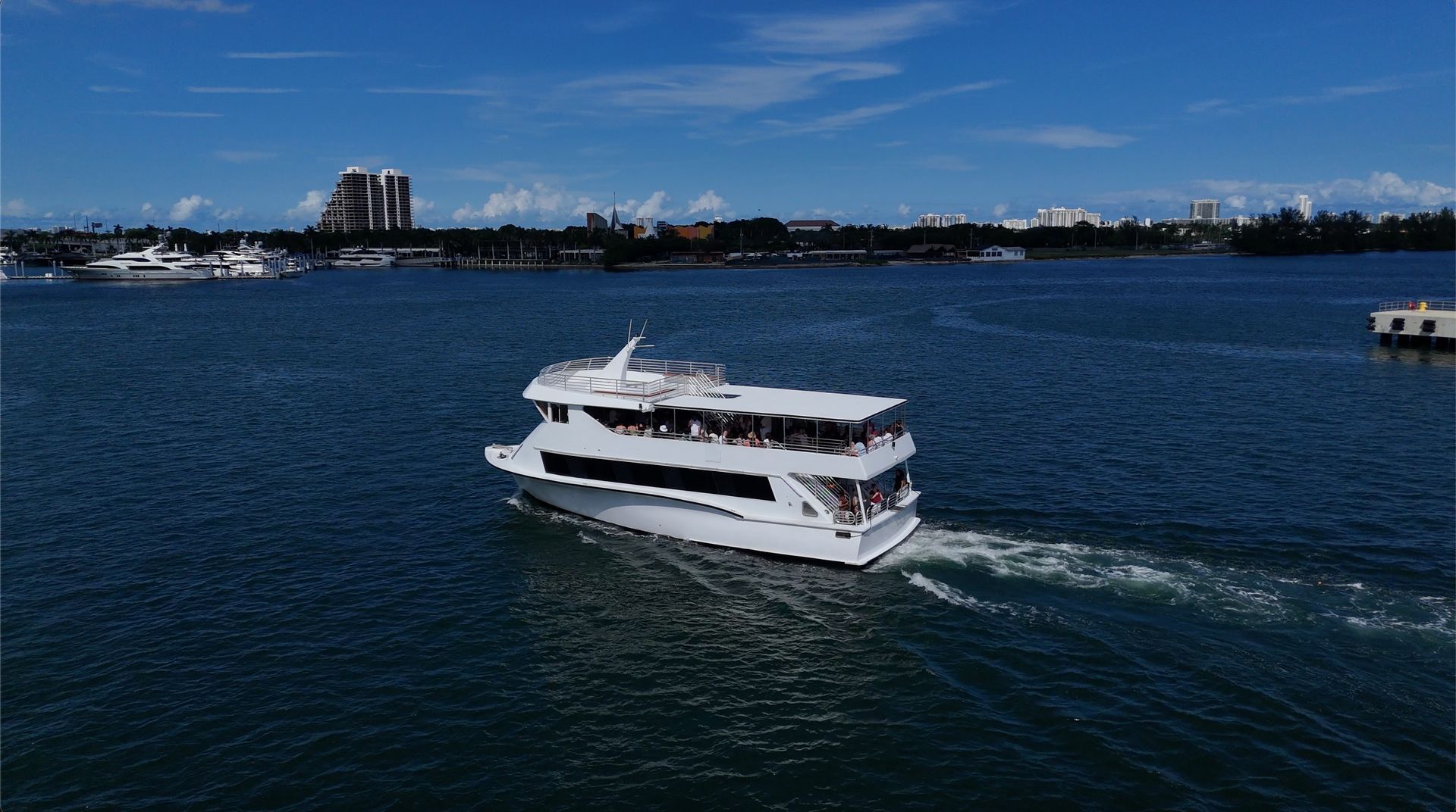 Top things to do in Bayside, a Miami Boat Tour