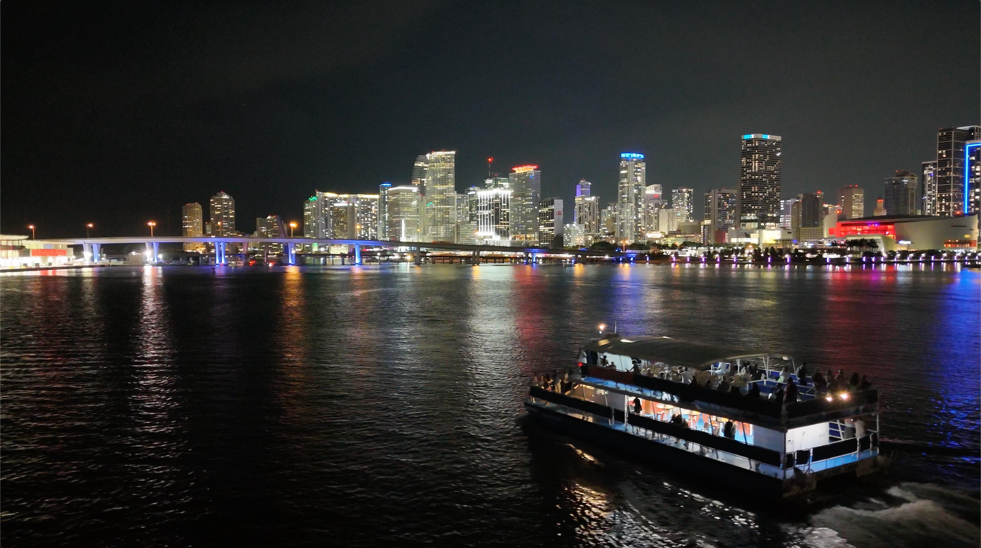 Miami Skyline Night Boat Cruise 