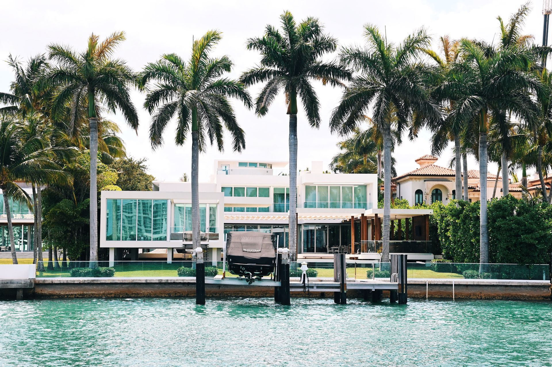 Star island Celebrity Mansion
