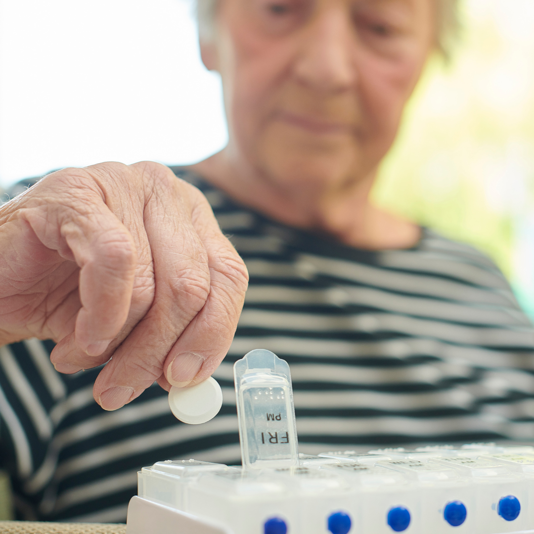 Nurse setting notifications for old man