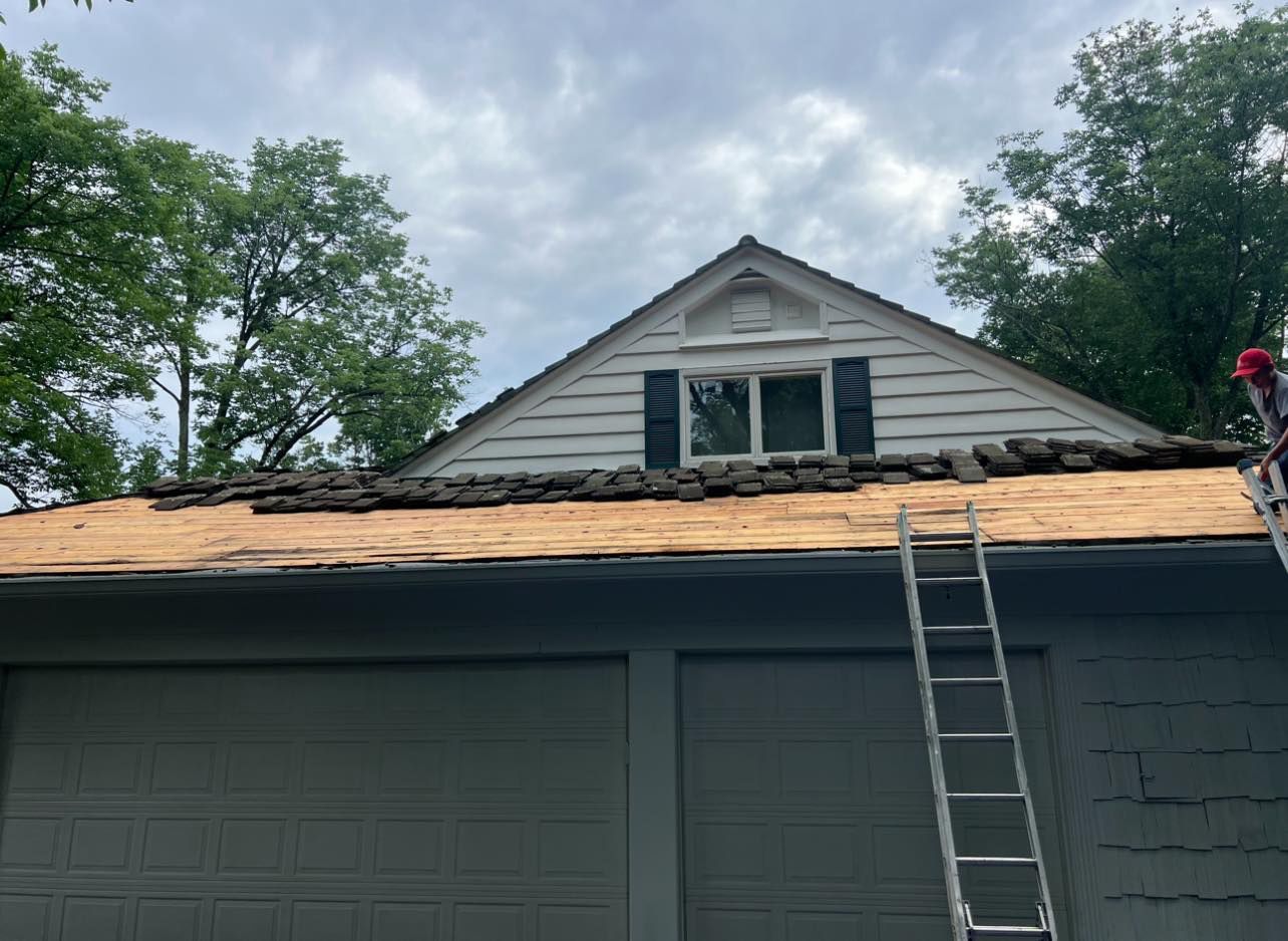Home roof repairing process Home roof repairing process