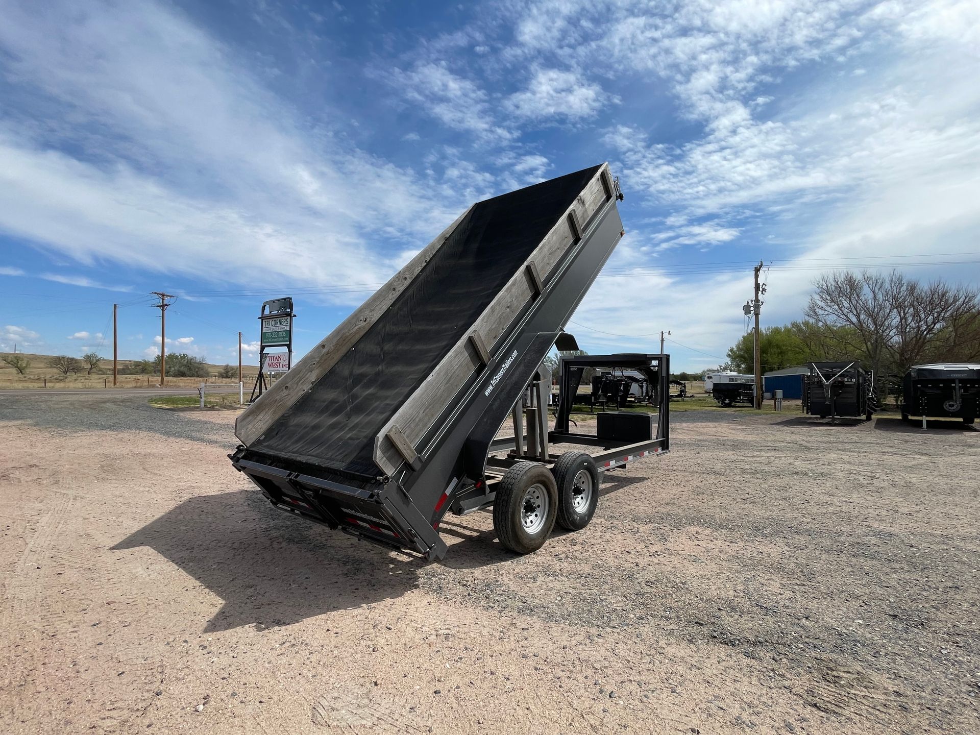2022 Titan 16' Gooseneck Dump Trailer