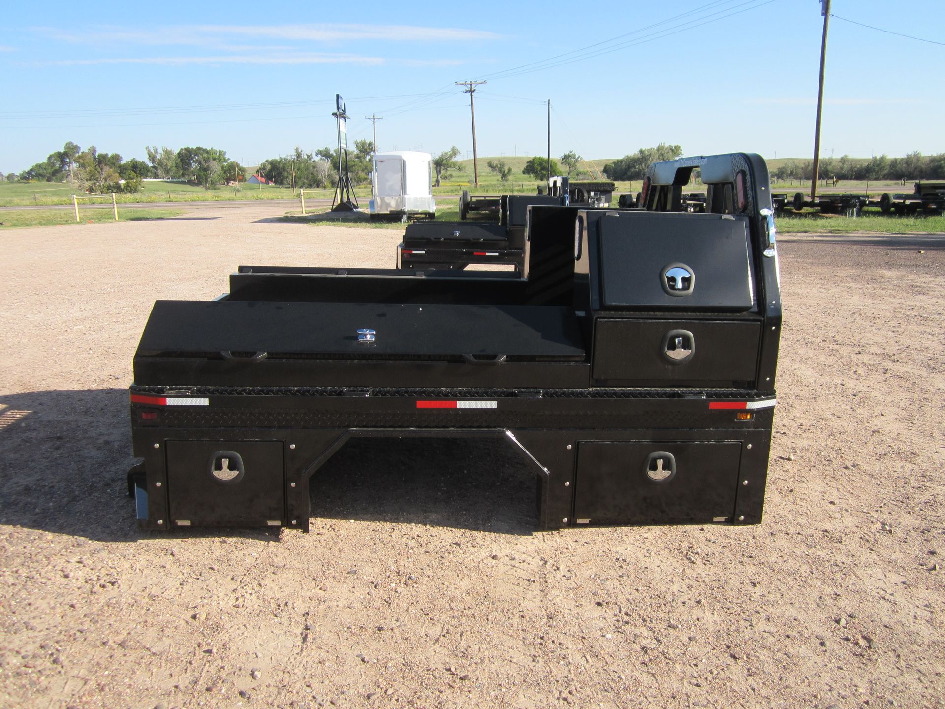 2026 Besler 8000 Series Skirted Long Box GMC Truckbed