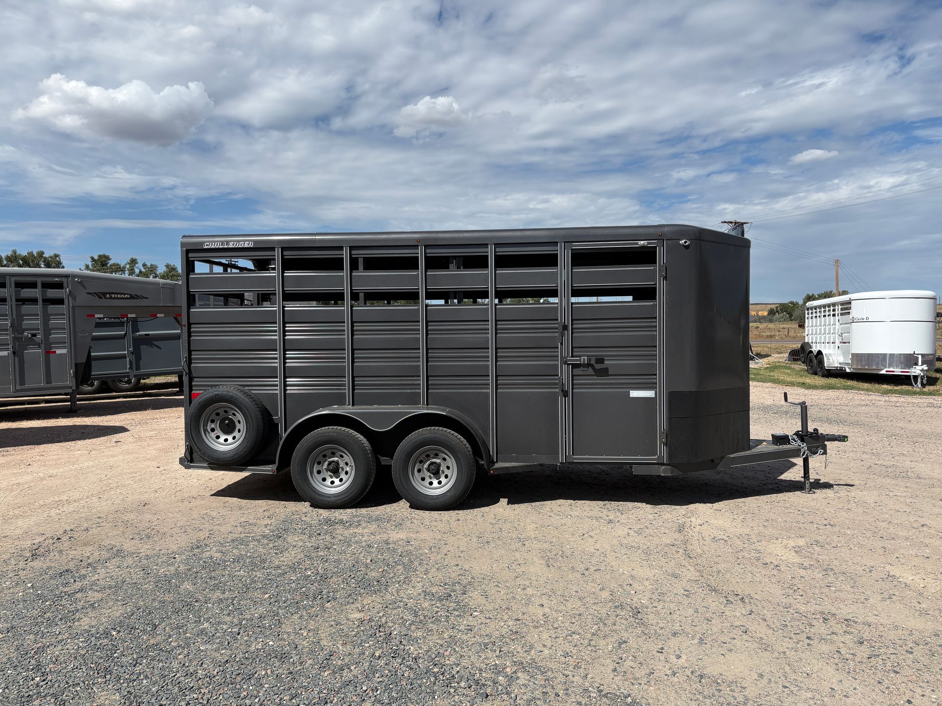 2026 Titan 16' Bumper Hitch Livestock Trailer
