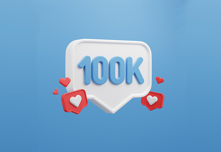 A 3d rendering of a speech bubble with the words `` 100k '' and hearts on a blue background.