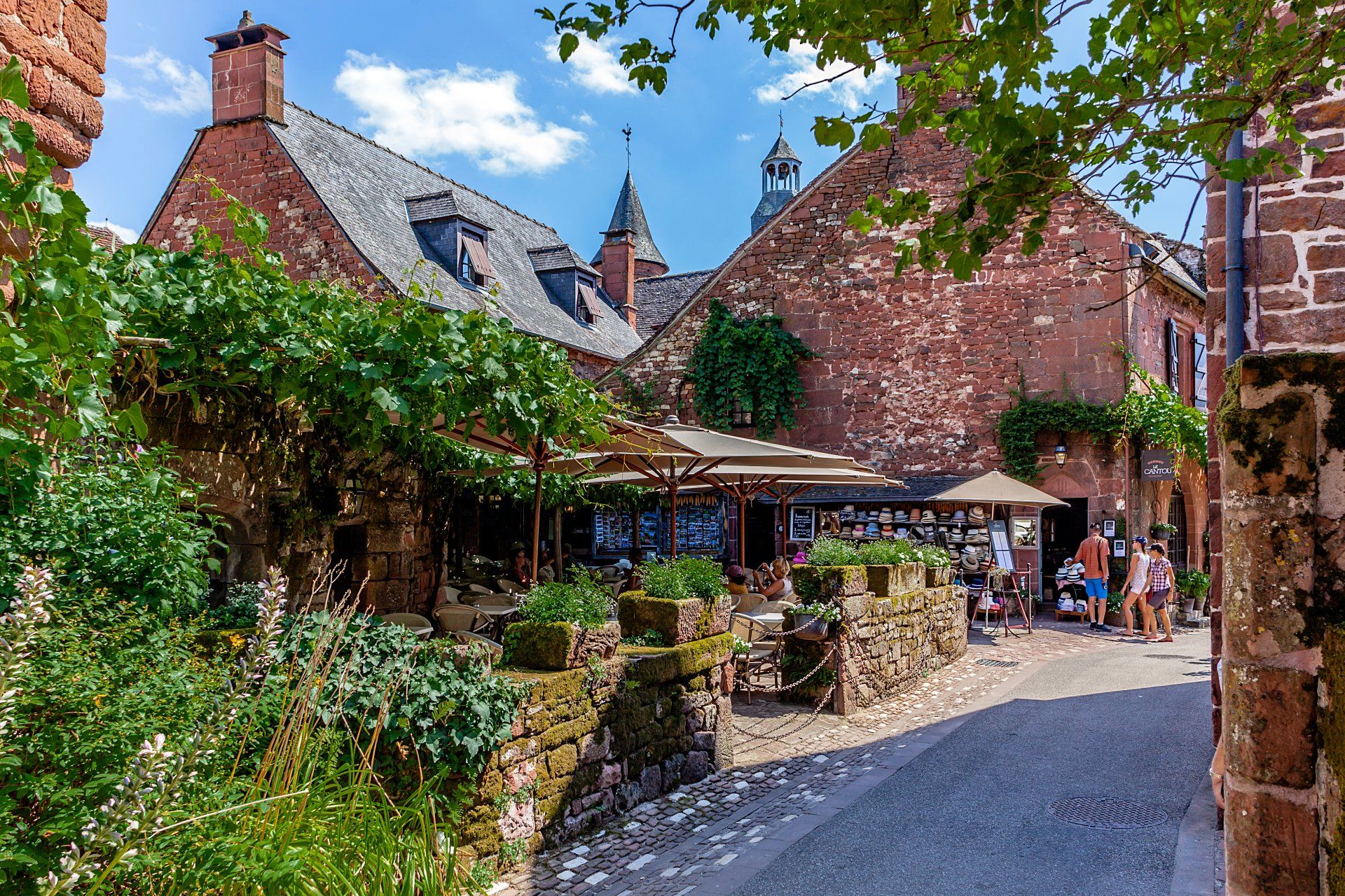 Collonges-la-Rouge