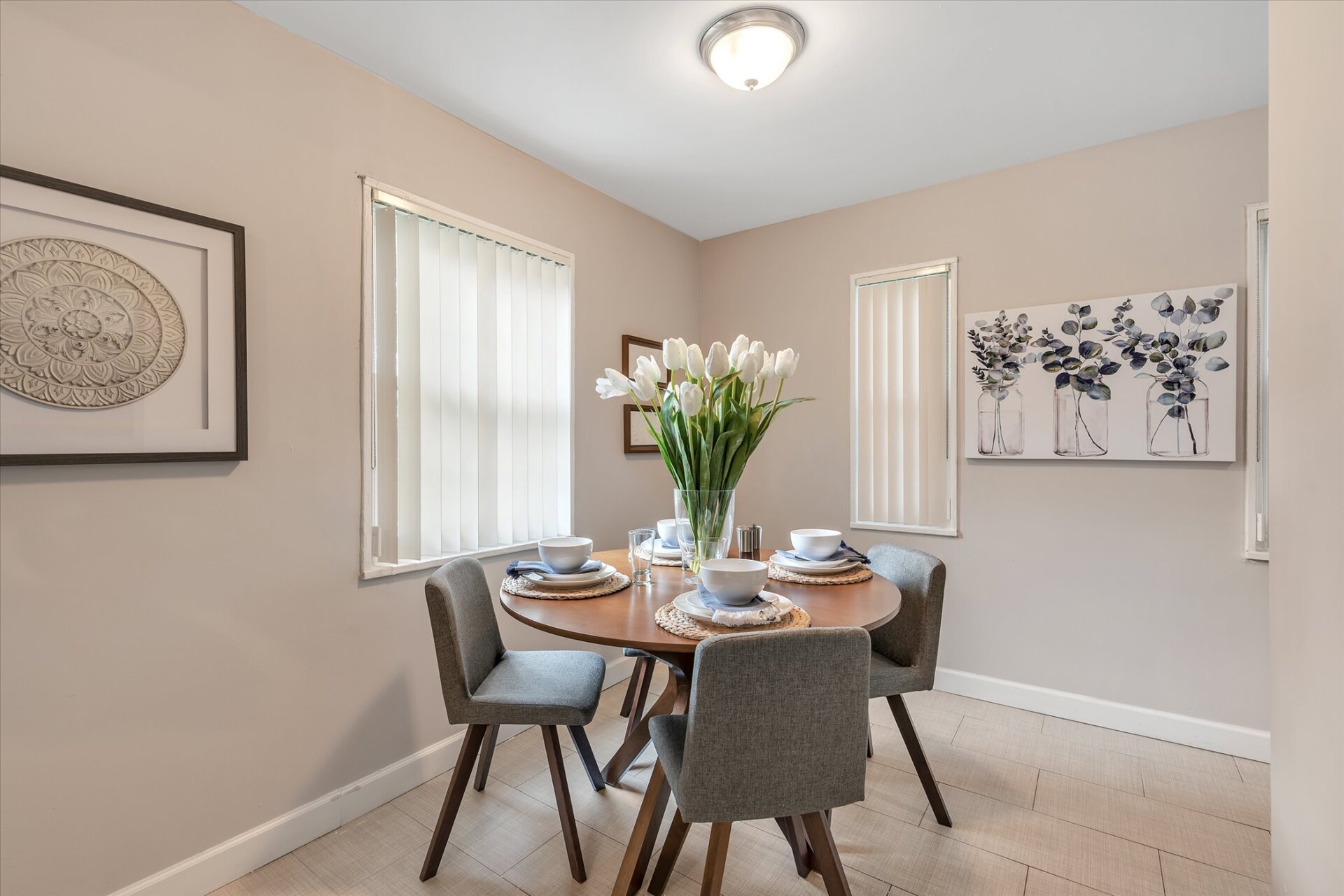 Toledo, Ohio Apartments for Rent Larchmont Estates