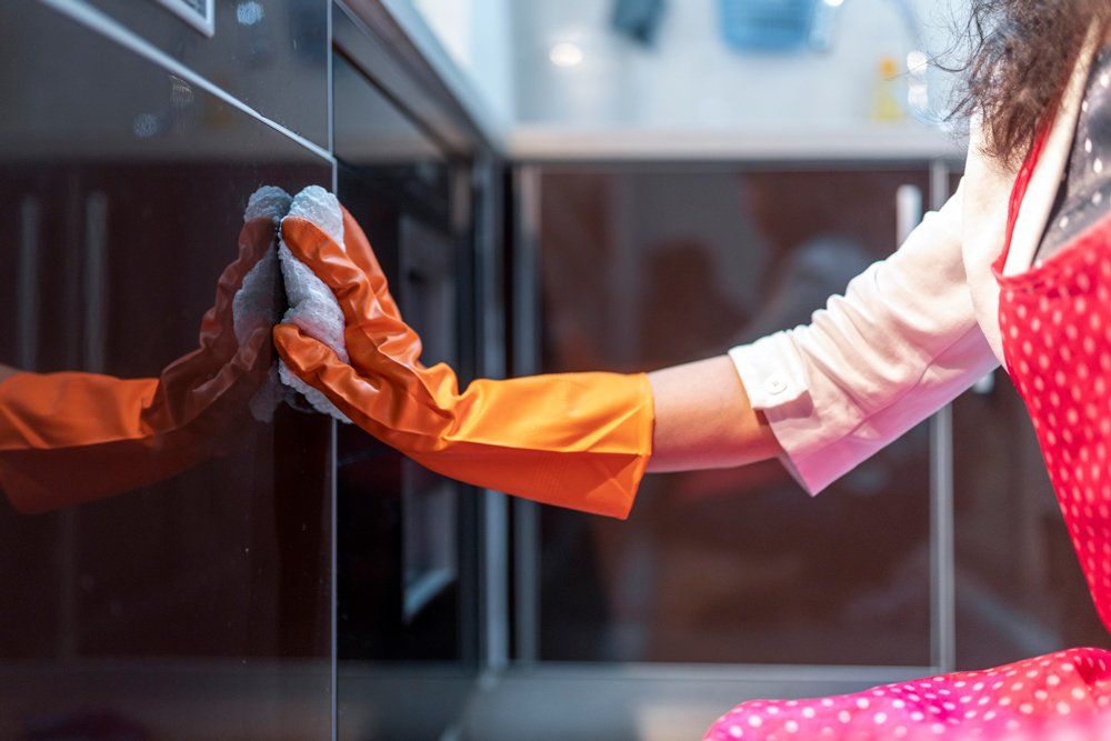 Cleaning The Kitchen - Houston, TX - All Premiere Service Solutions Cleaning The Kitchen - Houston, TX - All Premiere Service Solutions