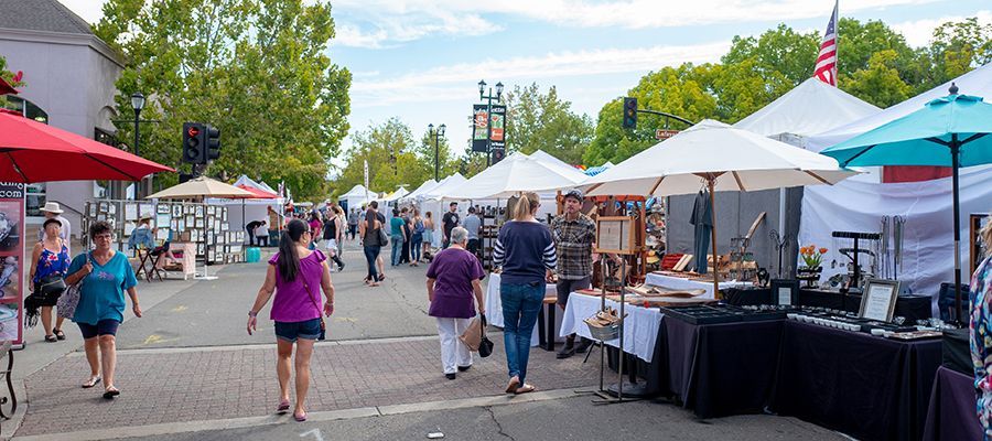 An on-site ATM helps flea market customers access cash without leaving the property.