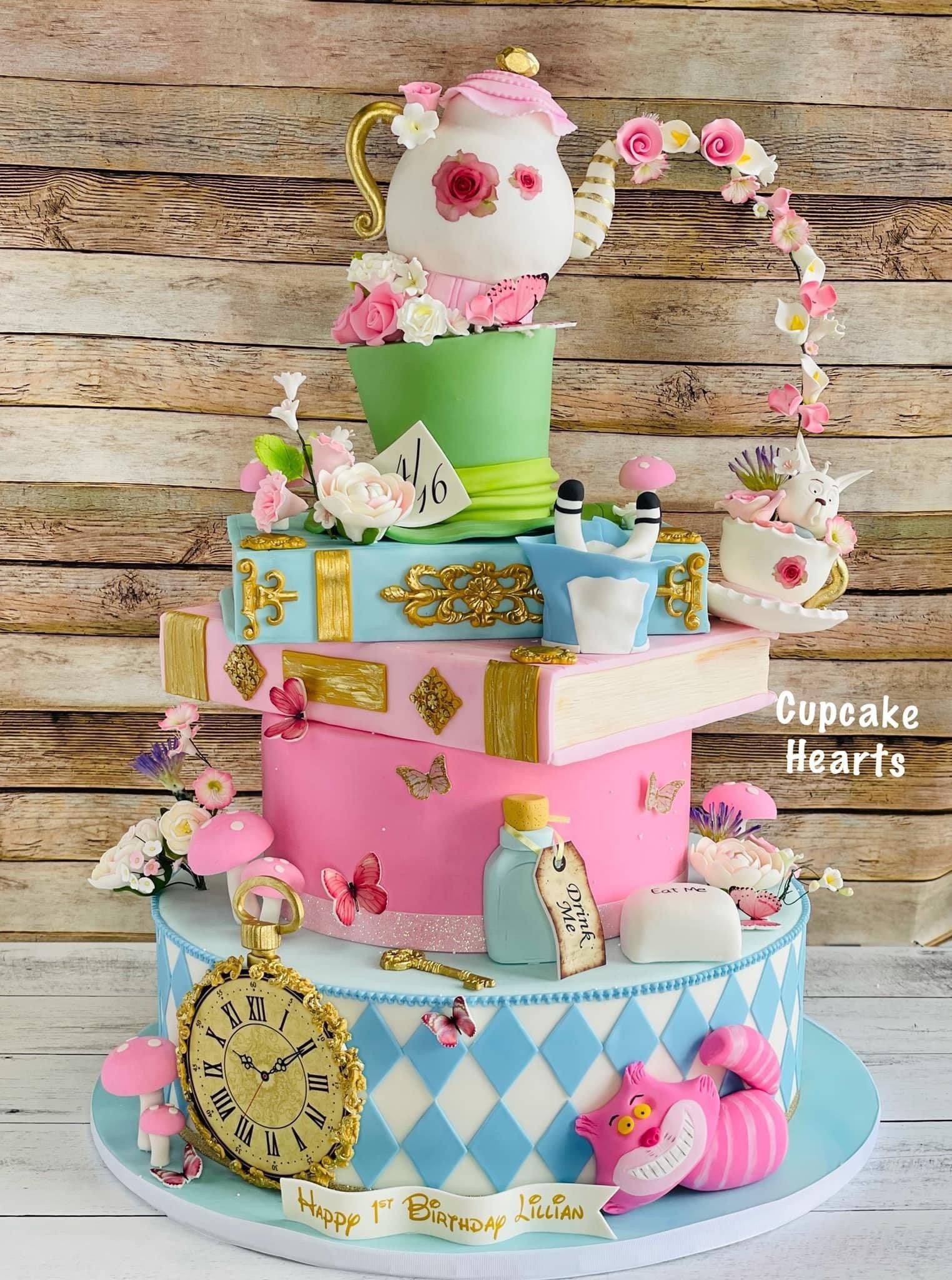 Alice in Wonderland Themed Cake