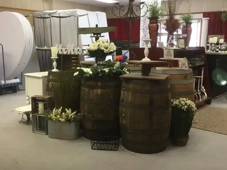 Banquet Tops for the Barrels